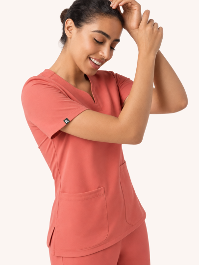 Cédra Flare Scrub Set